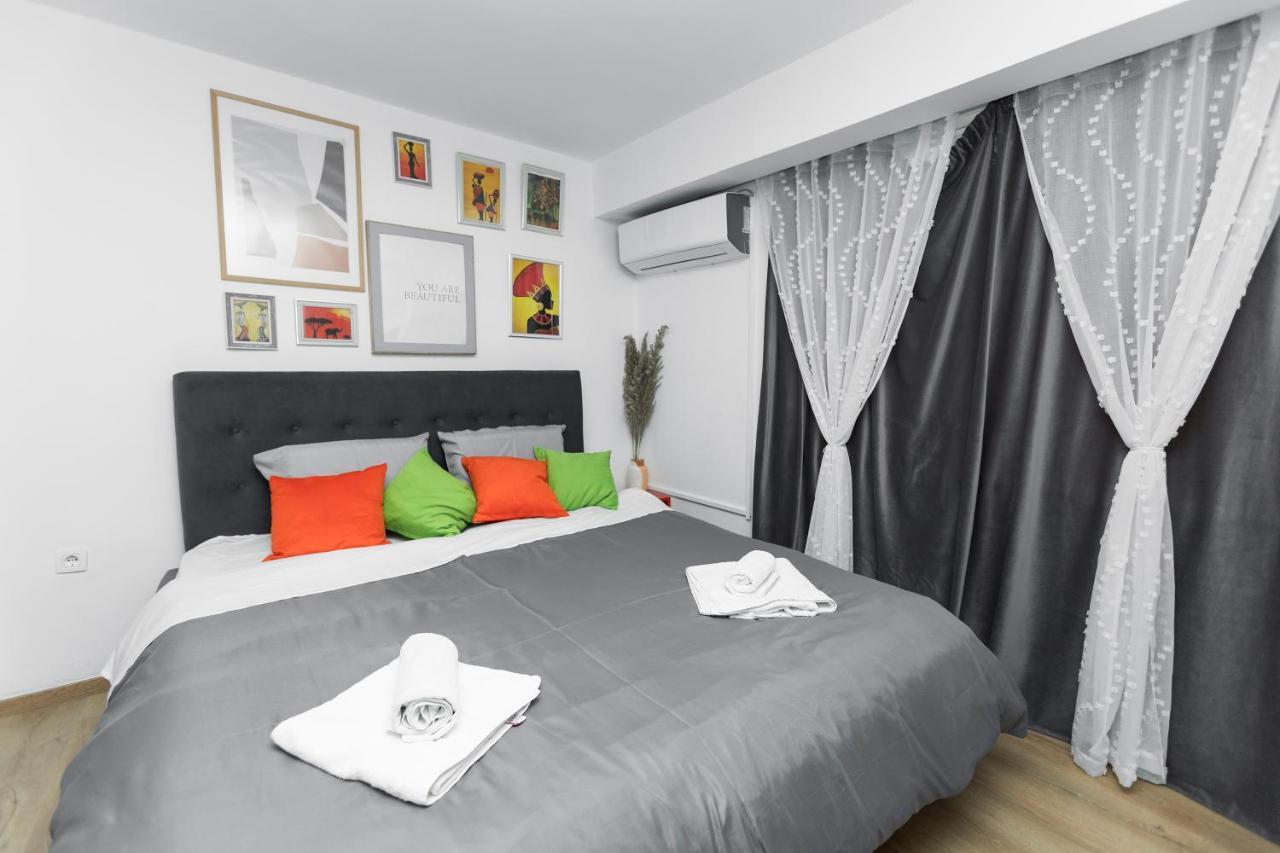 11 Steps' Lovely Studio In The Center Τίρανα Εξωτερικό φωτογραφία