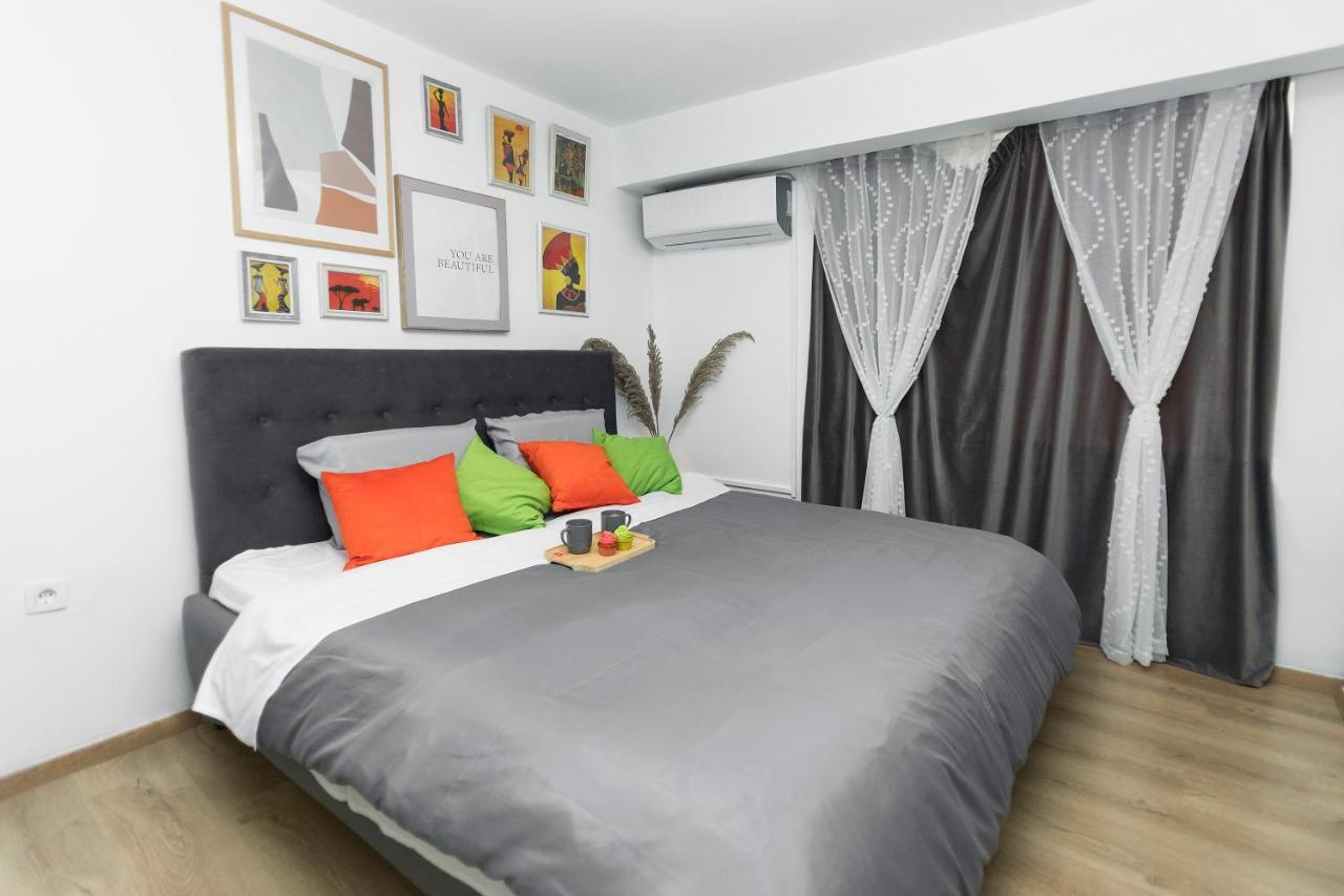 11 Steps' Lovely Studio In The Center Τίρανα Εξωτερικό φωτογραφία